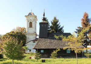 Biserica de lemn - vedere laterală